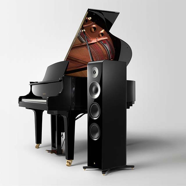 YAMAHA NS-2000A piano black بلندگوی مدل
