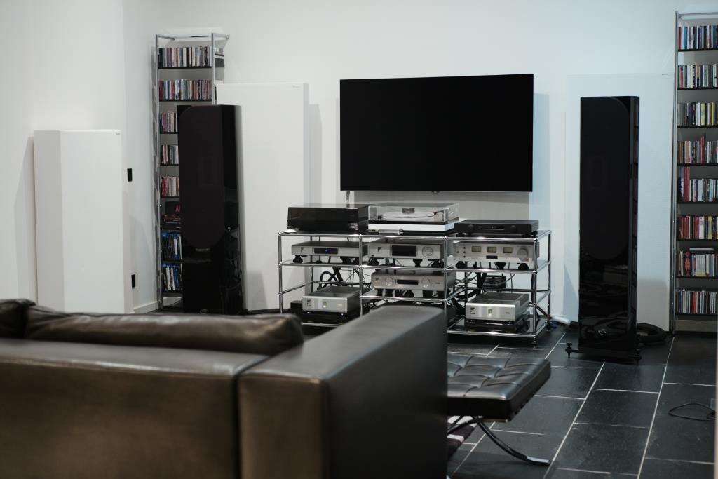 APERTURA  ENIGMA mkII  OTHER-FEATURES