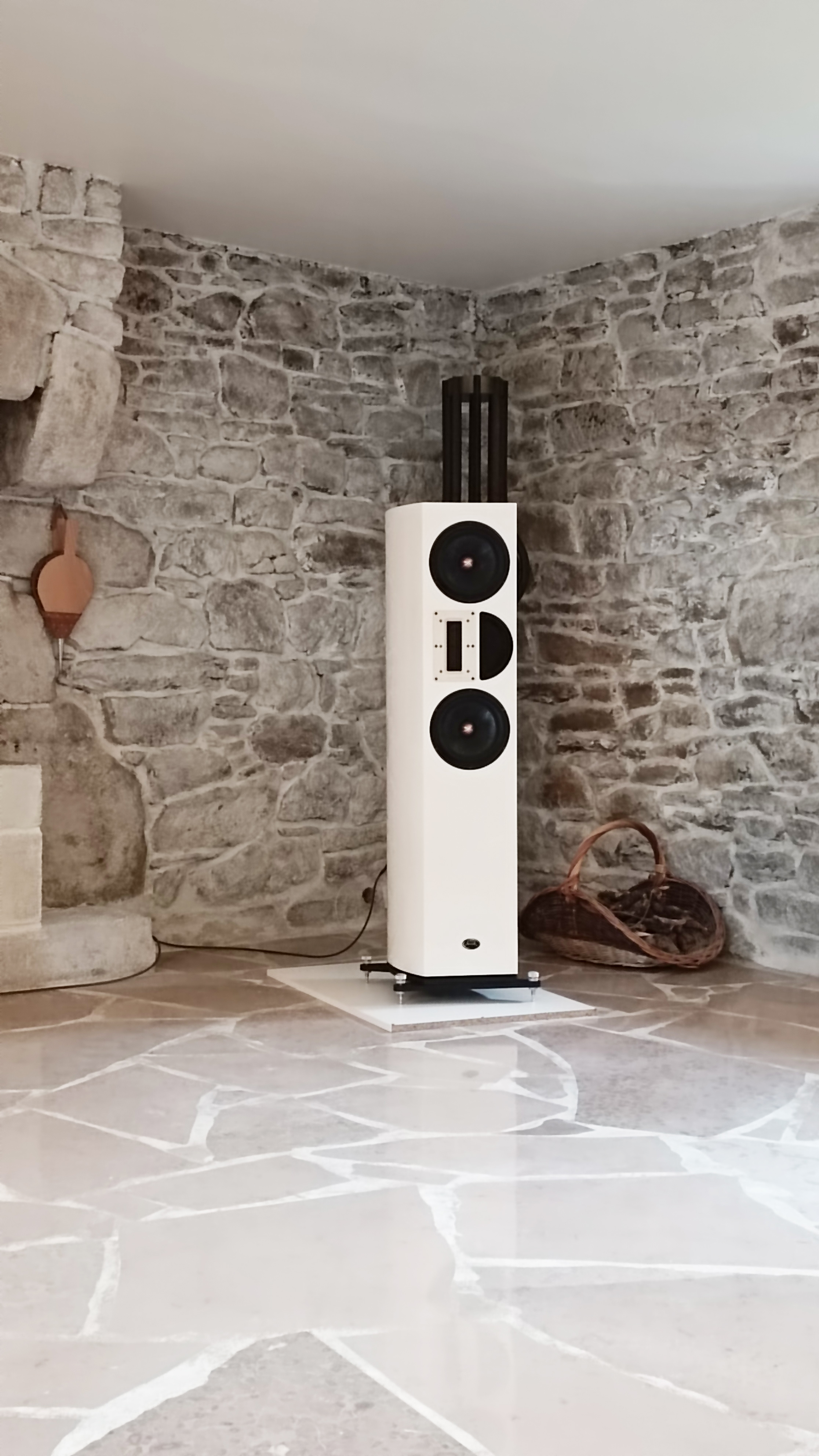 APERTURA  ENIGMA mkII  OTHER-FEATURES