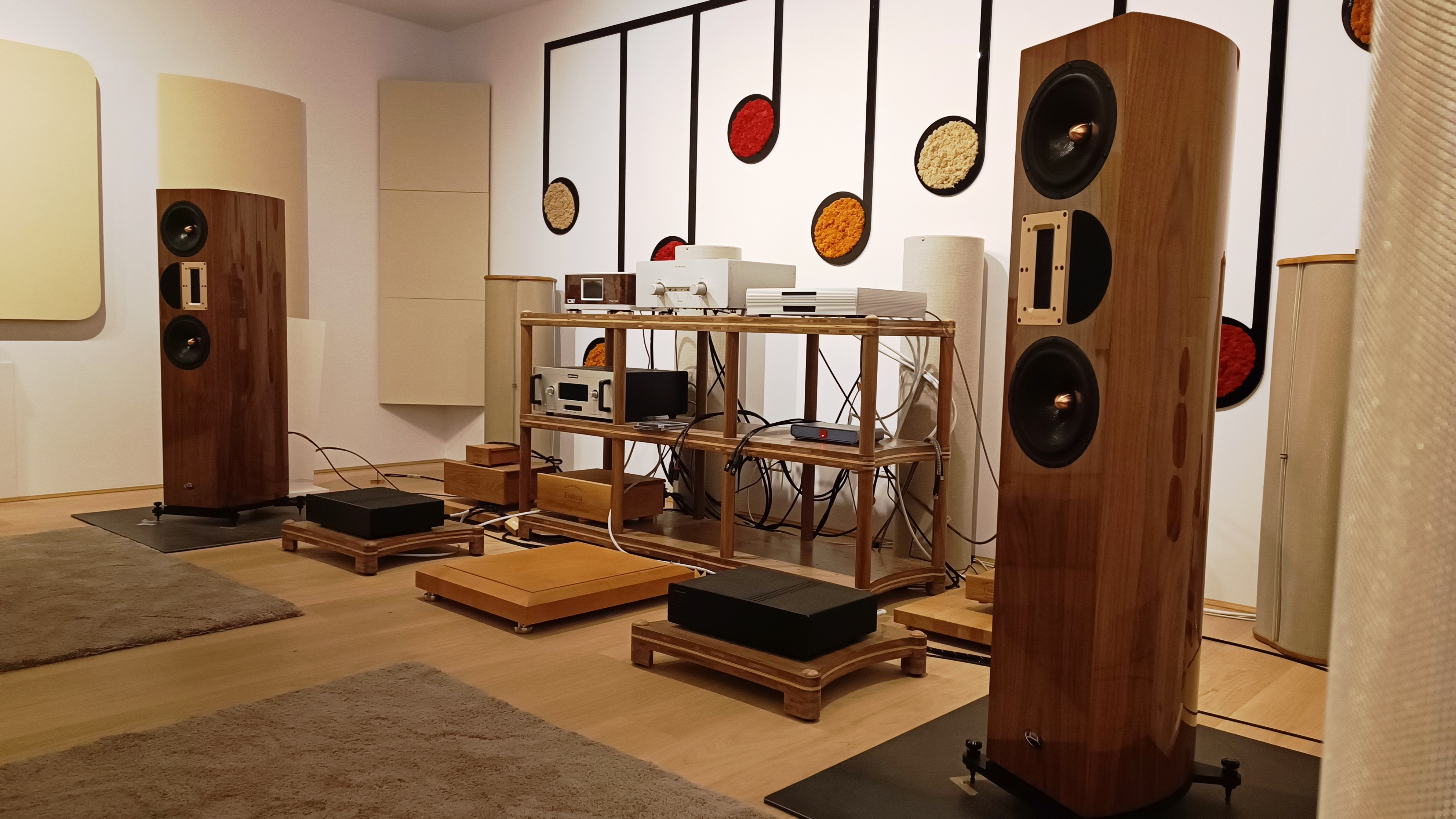 APERTURA  ENIGMA mkII  OTHER-FEATURES