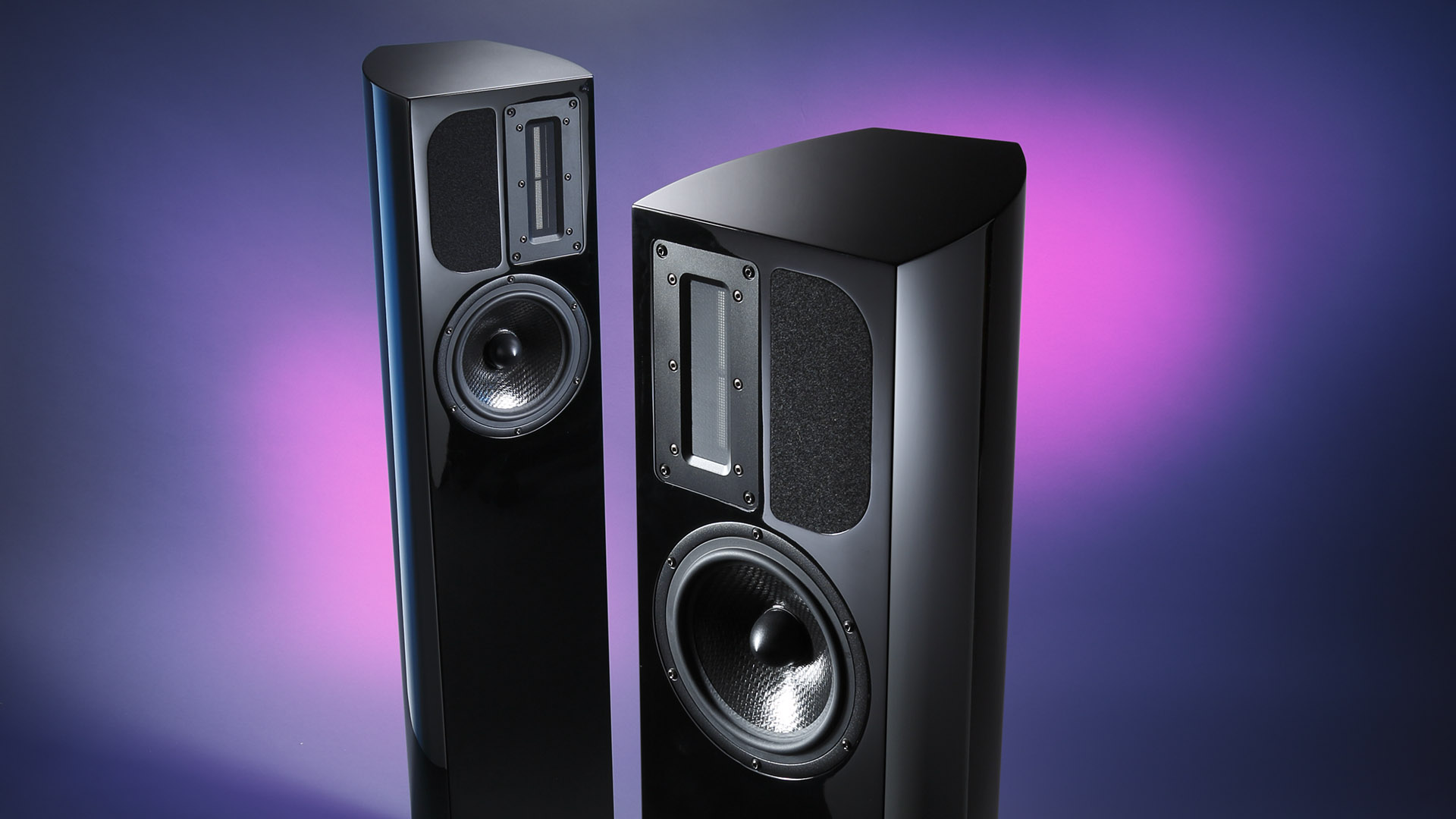 APERTURA ADAMANTE Inventive Speaker